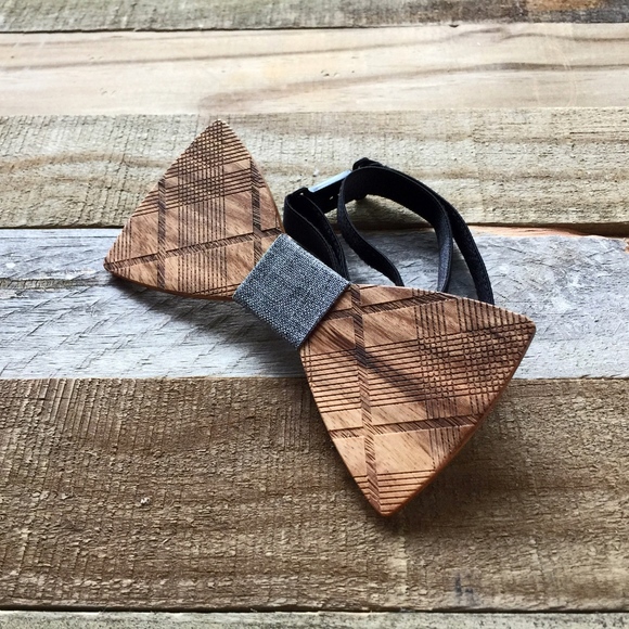 Men’s Wooden Bow Tie - Picture 1 of 4